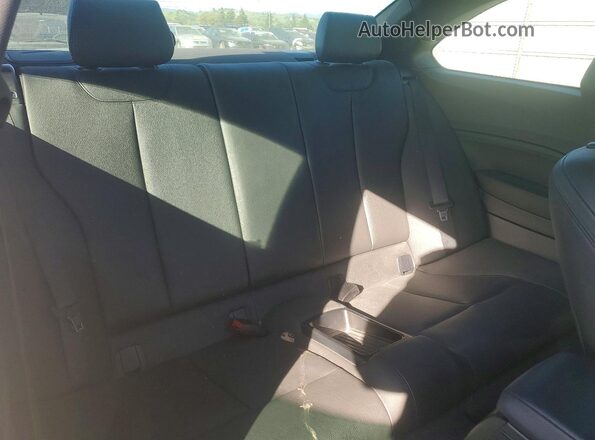 WBA1J7C52GV359586 2016 BMW M2 White Vista de los asientos traseros