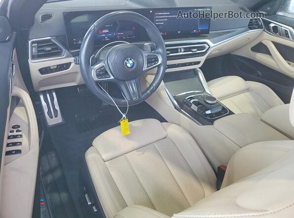 WBA23AT04RCP19200 2024 BMW 4 SERIES White Вид панелі приладів