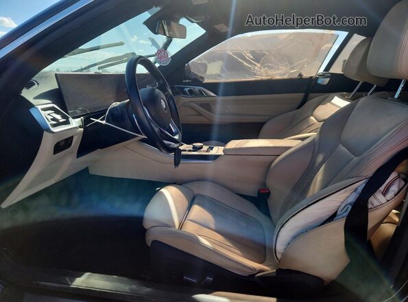 WBA23AT09RCP46988 2024 BMW 4 SERIES Black Front interior view