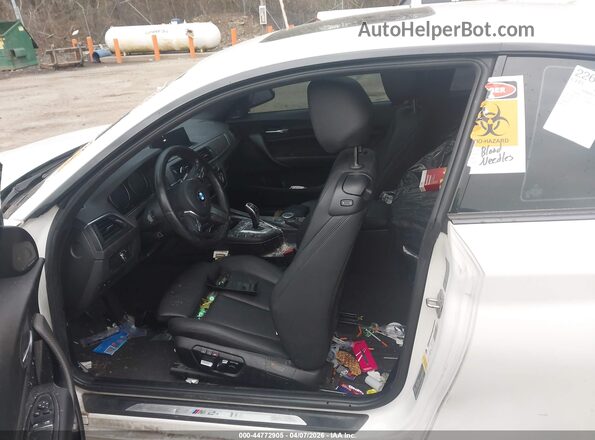 WBA2J5C06M7H41572 2021 BMW M2 Белый Вид салона спереди