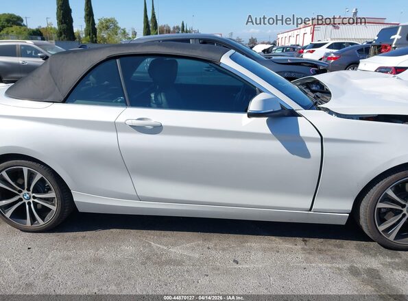 WBA2M7C08L7F19309 2020 BMW 2 SERIES White Vista interior trasera