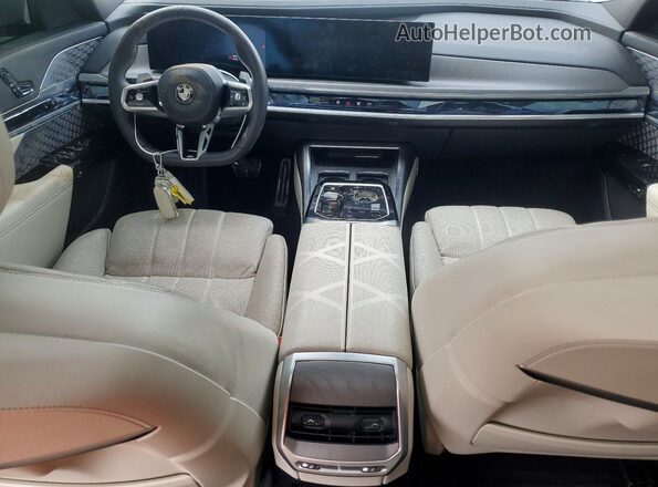 WBA33EH07SCU89923 2025 BMW 7 SERIES White 