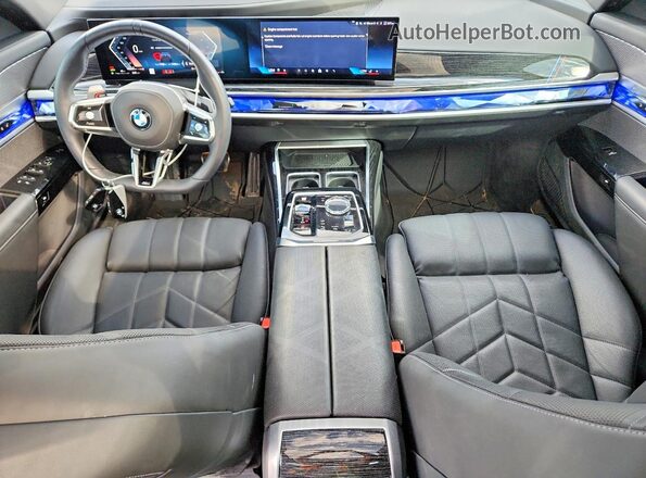 WBA33EH08SCU89901 2025 BMW 7 SERIES Black Вид панелі приладів