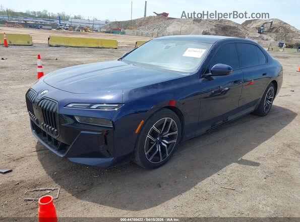 WBA33EJ03SCV01706 2025 BMW 7 SERIES Blue Przód lewy