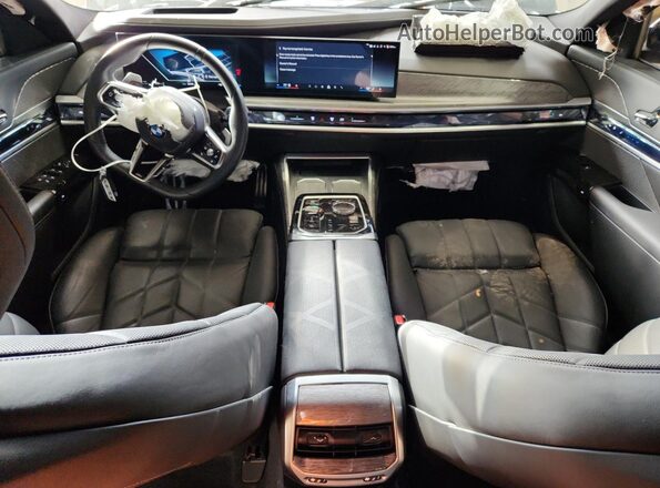 WBA33EJ05RCP05157 2024 BMW 7 SERIES Black Widok deski rozdzielczej