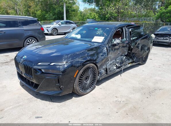 WBA33EJ09PCM85194 2023 BMW 7 SERIES Black Vista tres cuartos delantera izquierda