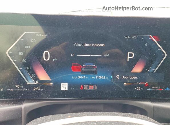 WBA43AT08RCN69844 2024 BMW 4 SERIES Black Instrument cluster view