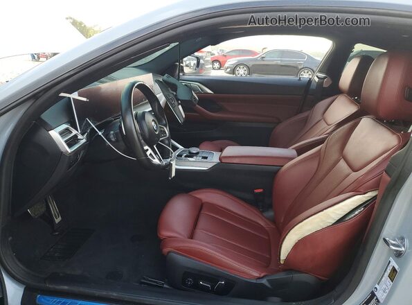 WBA43DA07SCS90461 2025 BMW 4 SERIES Gray Вид салону спереду