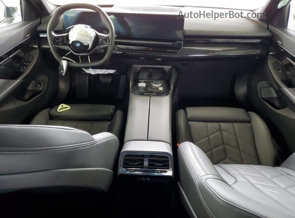 WBA43FJ07SCU64329 2025 BMW 5 SERIES Gray 