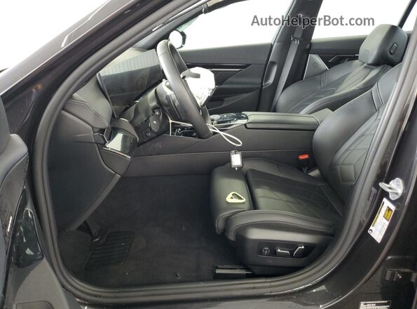 WBA43FJ07SCU64329 2025 BMW 5 SERIES Gray 