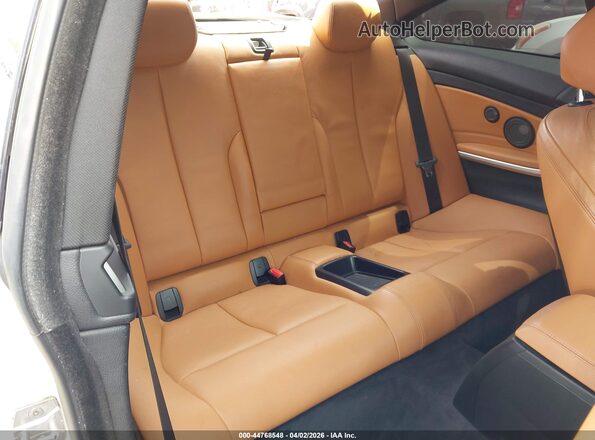 WBA4W3C50KAF91646 2019 BMW 4 SERIES White Widok naklejki z numerem VIN
