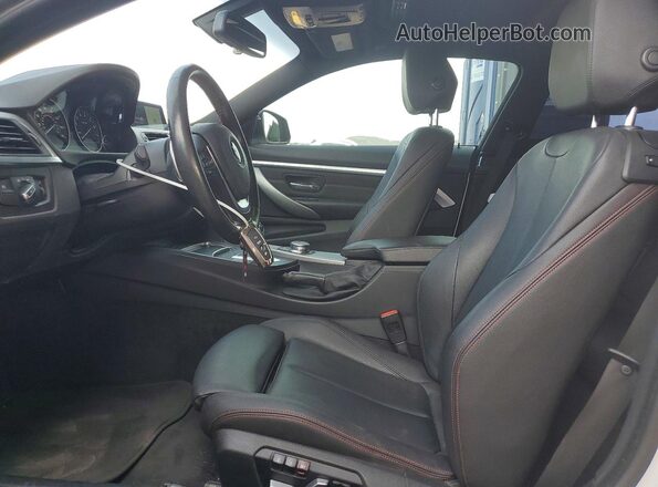 WBA4W3C58KAF92138 2019 BMW 4 SERIES White Widok wnętrza z przodu