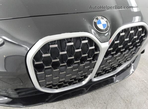 WBA53DB05TCW38519 2026 BMW 4 SERIES Black სალონის 360-გრადუსიანი ხედი