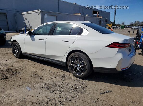WBA53FJ00TCV83104 2026 BMW 5 SERIES White Հետևի ձախ