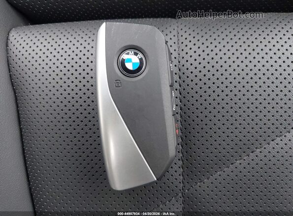 WBA53FJ09SCU23110 2025 BMW 5 SERIES Серый Вид панели приборов