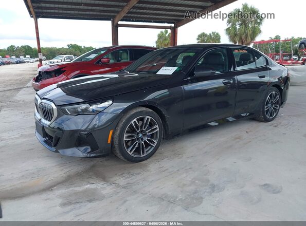 WBA53FJ0XTCW30963 2026 BMW 5 SERIES Gray Przód lewy