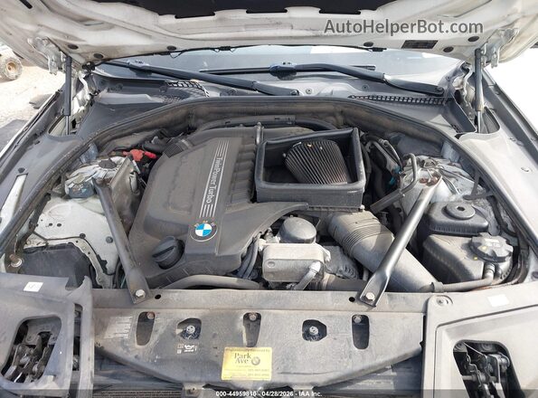 WBA5B3C54GG257945 2016 BMW 5 SERIES White Widok z tyłu