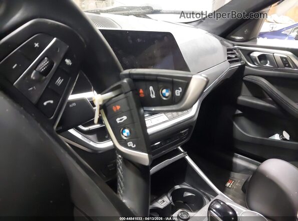 WBA63AV00NFM06376 2022 BMW 4 SERIES Gray Առջևի վահանակի տեսք