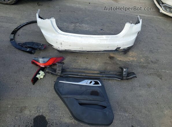 WBA63AV01RFP72871 2024 BMW 4 SERIES White Widok komory silnika