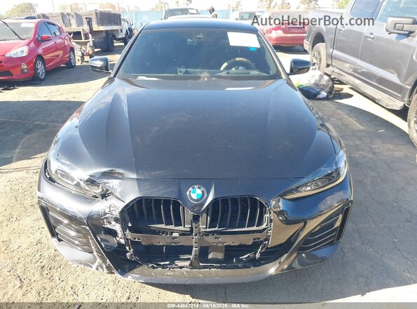 WBA63AV01RFR25619 2024 BMW 4 SERIES Black Սարքավորումների վահանակի տեսք
