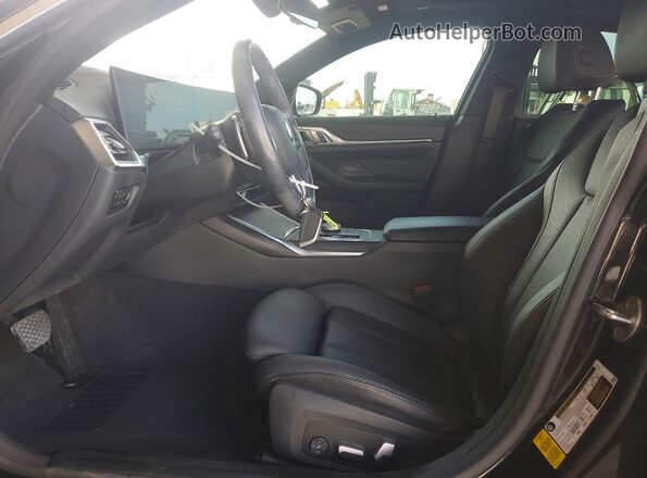 WBA63AV0XRFP69810 2024 BMW 4 SERIES Black Widok wnętrza z przodu