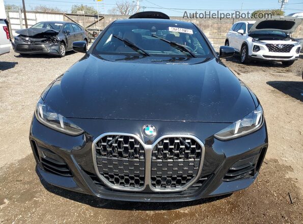 WBA63DA00TCV70930 2026 BMW 4 SERIES Black VIN კოდის სტიკერის ხედი