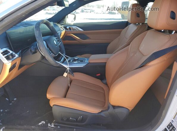 WBA63DA07TCV29856 2026 BMW 4 SERIES White Front interior view