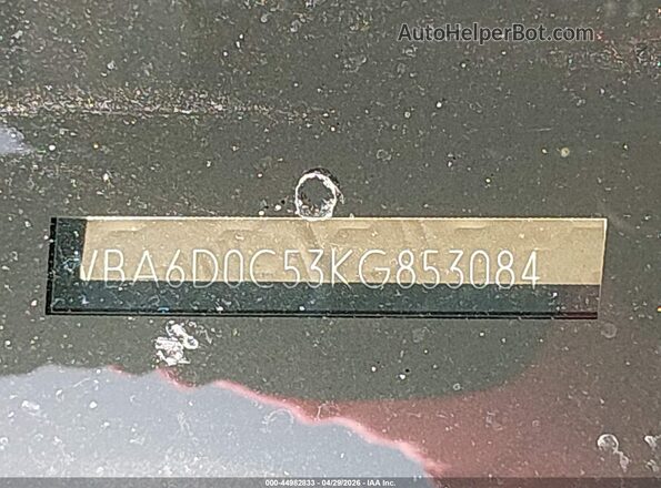 WBA6D0C53KG853084 2019 BMW 6 SERIES White Vista del compartimento del motor