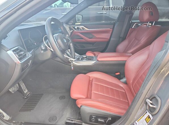 WBA73AV01RFS33977 2024 BMW 4 SERIES Gray წინა სალონის ხედი