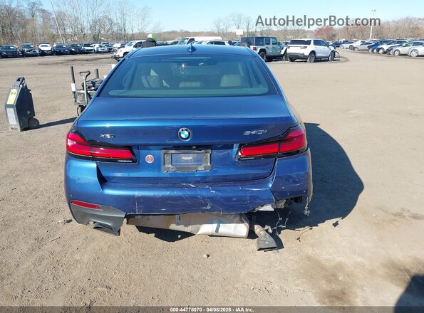 WBA73BJ02MCG03214 2021 BMW 5 SERIES Blue Widok z przodu