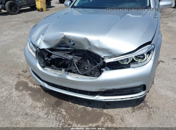 WBA7F0C50KGM25875 2019 BMW 7 SERIES Silver Front view