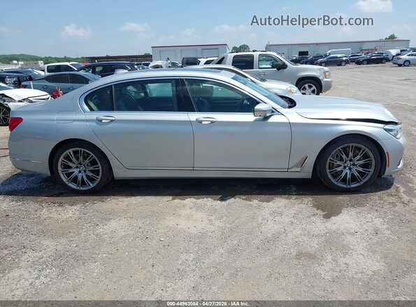 WBA7F0C50KGM25875 2019 BMW 7 SERIES Silver 360 interior view