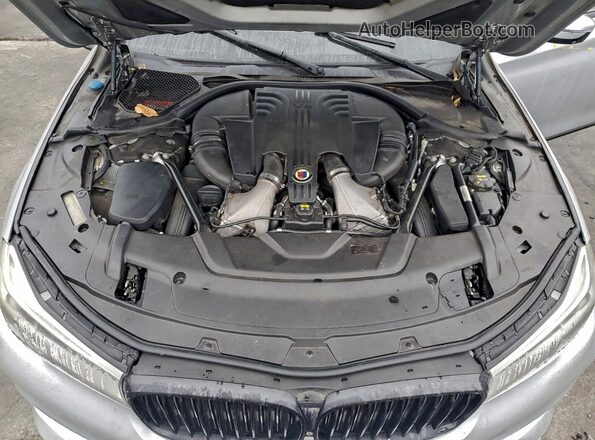 WBA7F2C33HG543826 2017 BMW ALPINA Серебряный Вид задней части салона