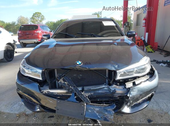 WBA7F2C51HG421290 2017 BMW ALPINA Gray Widok wnętrza z tyłu