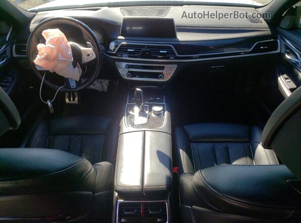 WBA7T2C08MCG14067 2021 BMW 7 SERIES White Առջևի վահանակի տեսք