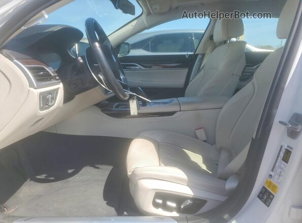 WBA7U2C00MCE65960 2021 BMW 7 SERIES White Widok wnętrza z przodu