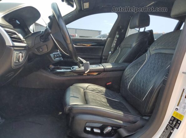 WBA7U2C17MCE80416 2021 BMW ALPINA Белый Вид салона спереди
