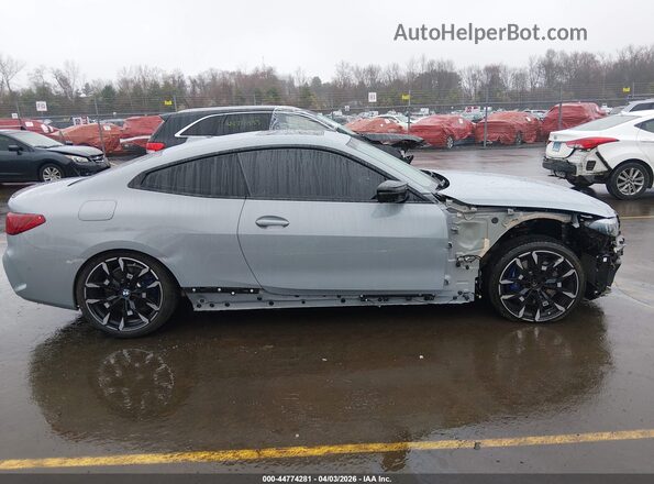 WBA83DA00SCU54070 2025 BMW M4 Light Blue Vista interior de 360 grados