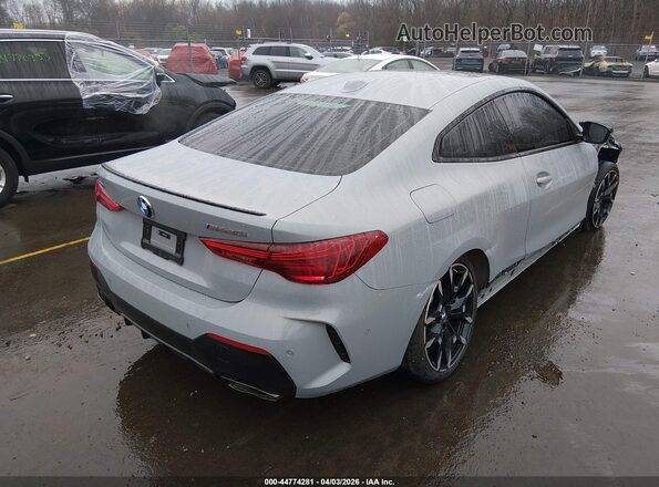 WBA83DA00SCU54070 2025 BMW M4 Light Blue Trasero derecho