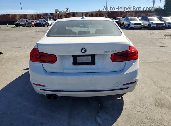 WBA8B9G55JNV00577 2018 BMW 3 SERIES White Вид ззаду