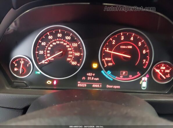 WBA8Z9C54JB219969 2018 BMW 3 SERIES Black Вид задніх сидінь