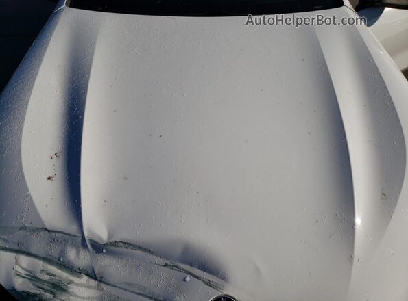 WBABC4C58KBJ35486 2019 BMW M8 White Вид задньої частини салону