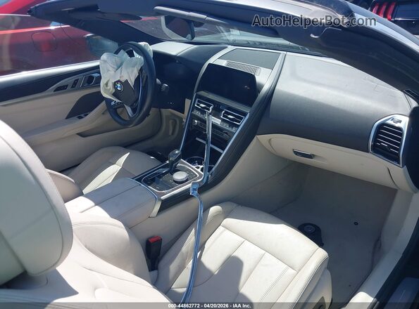 WBADZ2C05LCE05126 2020 BMW 8 SERIES Черный Вид салона спереди