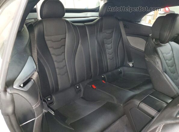 WBAFY4C58KBX38974 2019 BMW M8 White Вид задніх сидінь