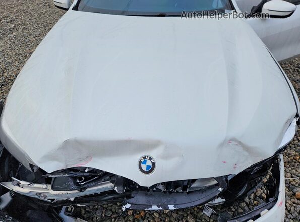 WBAGV2C01PCL65624 2023 BMW 8 SERIES White Vista interior trasera