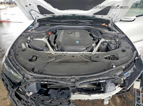 WBAGV4C03RCR23133 2024 BMW 8 SERIES White Rear interior view