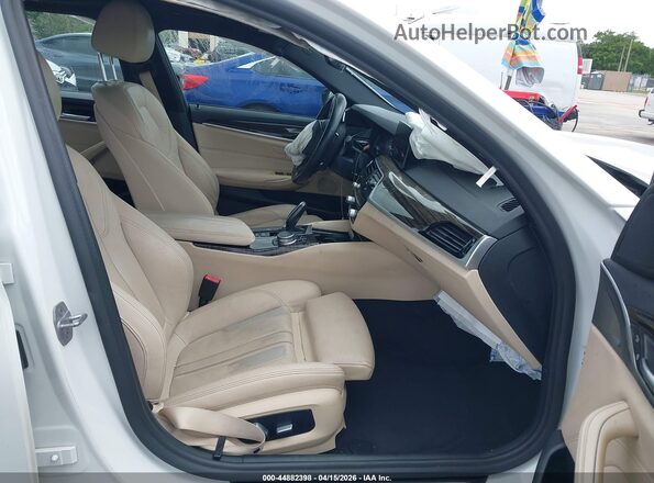 WBAJB1C03LCE08673 2020 BMW 5 SERIES White Widok wnętrza z przodu