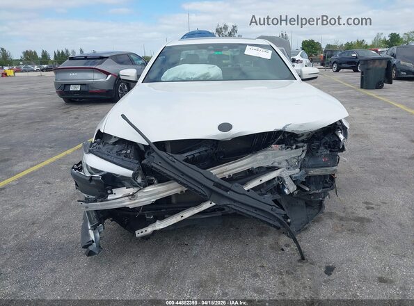 WBAJB1C03LCE08673 2020 BMW 5 SERIES White Widok wnętrza z tyłu
