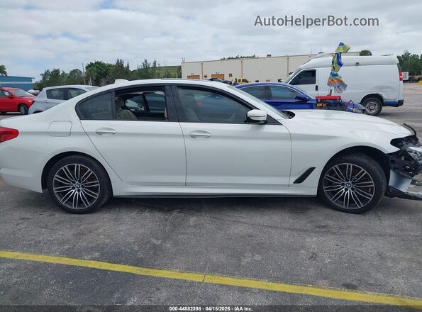 WBAJB1C03LCE08673 2020 BMW 5 SERIES White Widok wnętrza 360 stopni