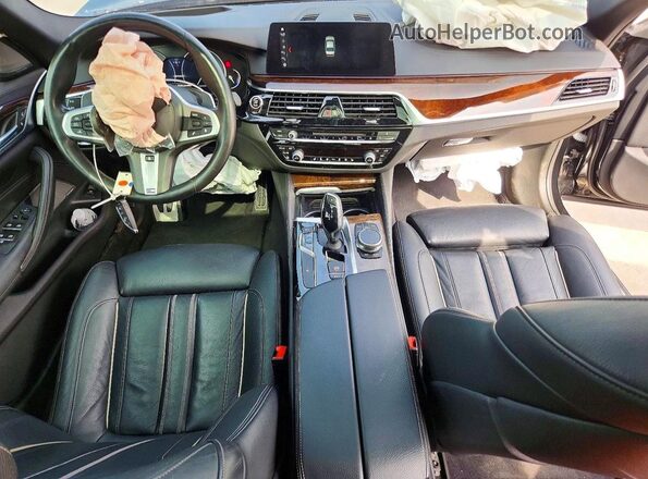 WBAJB9C56JB036627 2018 BMW M5 Black Vista del salpicadero